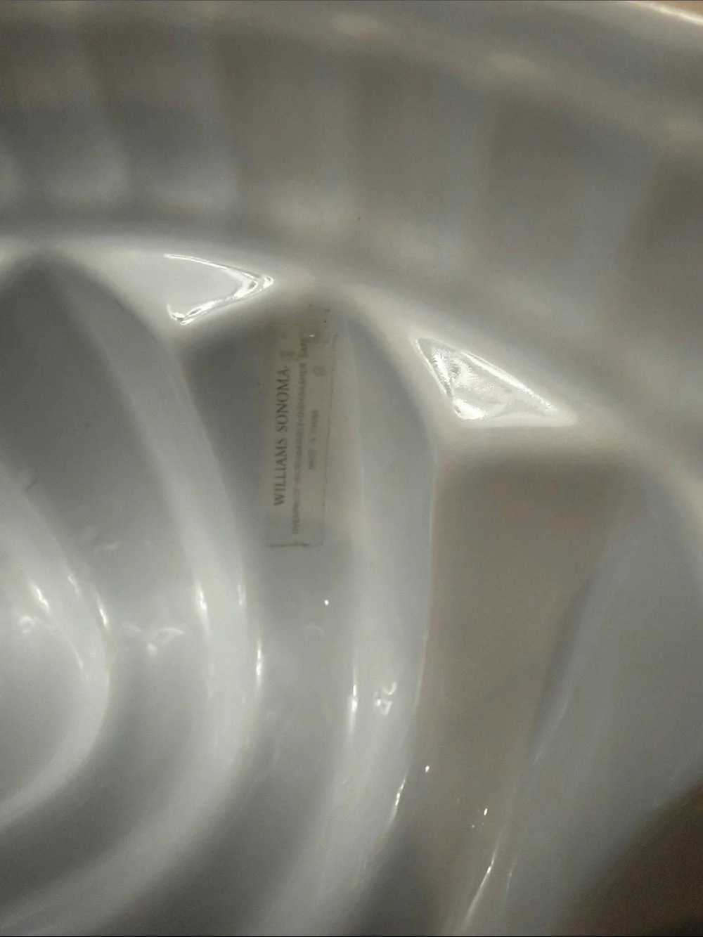 Williams Sonoma Vintage Retired White Glazed Stonewear Swirl Bundt Cake Pan NEW!